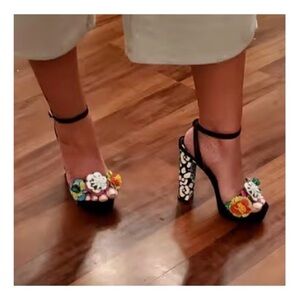 Women's Black Floral Appliqué Ankle-Strap High Heels Size 8